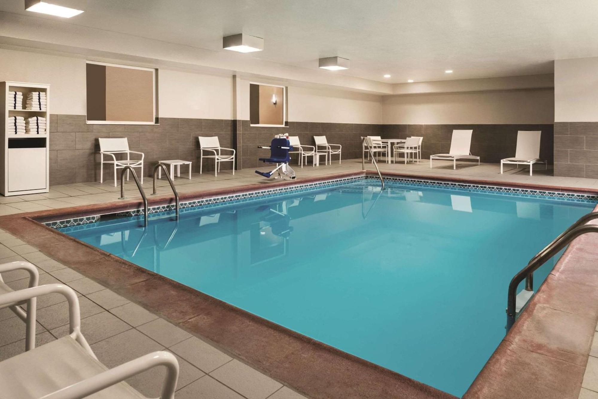 Country Inn & Suites By Radisson, Indianapolis South, In Екстер'єр фото